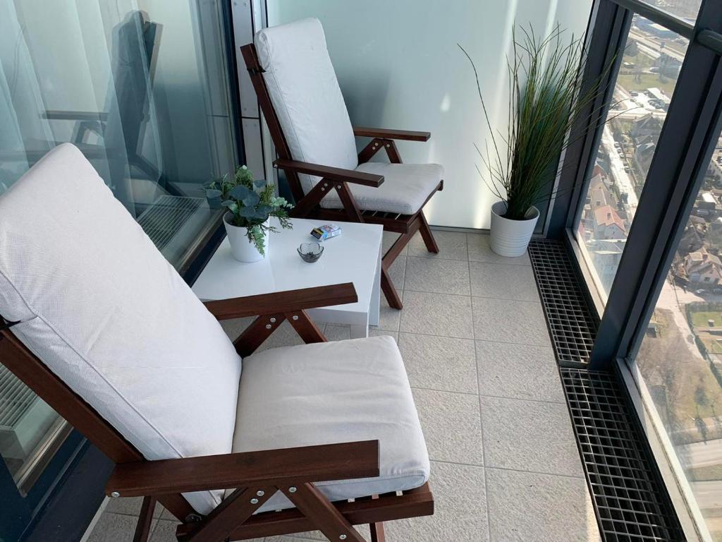 Butas 34 floor room 4